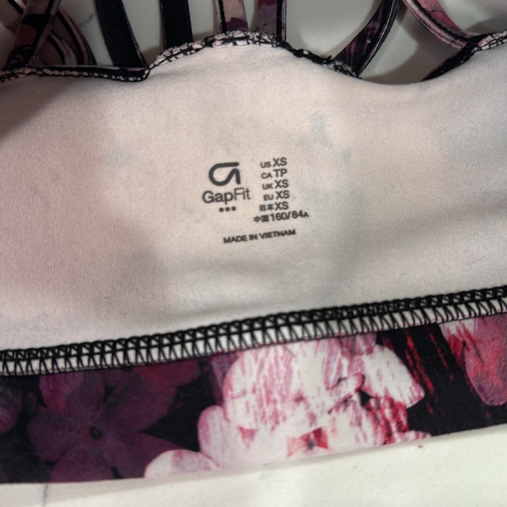 GAP fit sports bra - Picture 3 of 4
